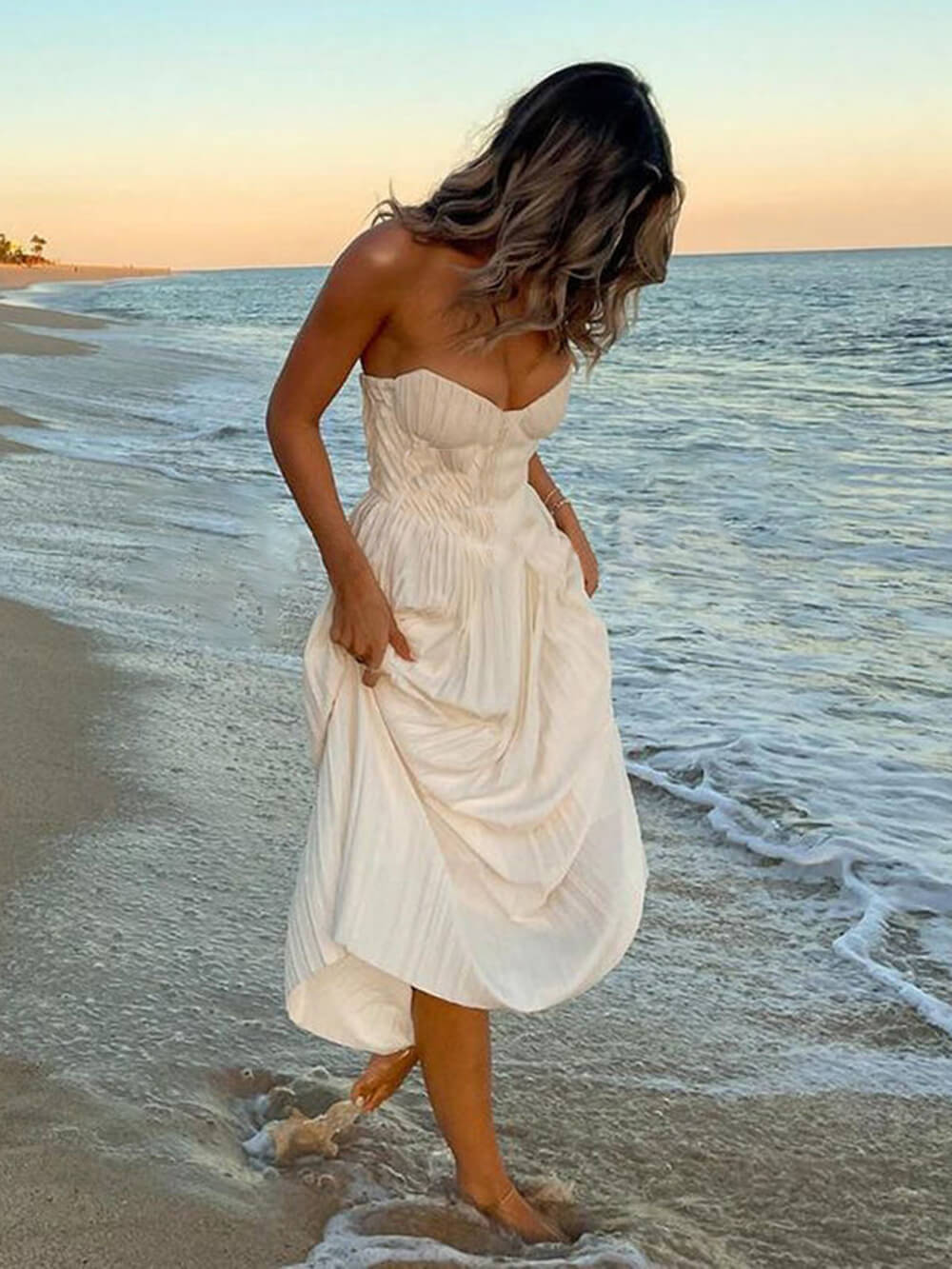 Louise | Elegant pleated strapless dress
