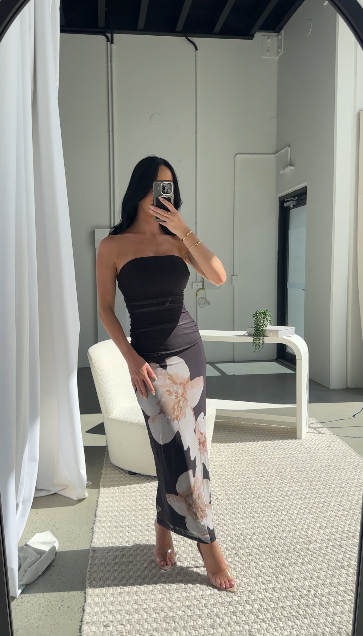 Amara | Elegant Beige Floral Maxi Dress