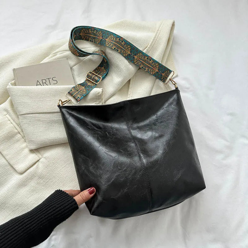 Heidi | Vintage Leather Shoulder Bag