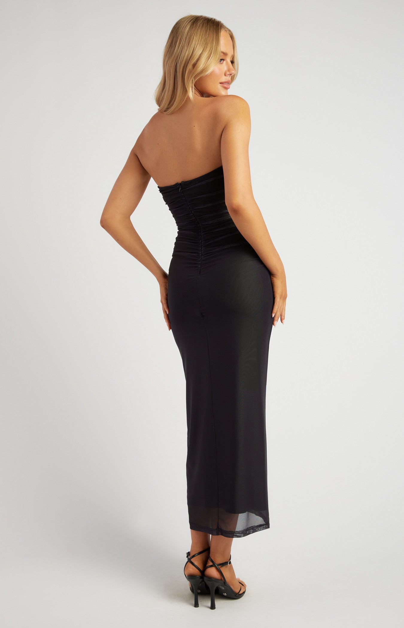 Amara | Elegant Beige Floral Maxi Dress